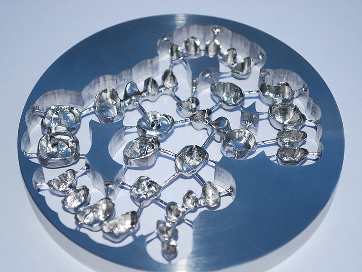Фрезерованные металлические каркасы для металлокерамики (одиночных коронок и мостовидных протезов) - из Co-Cr диска